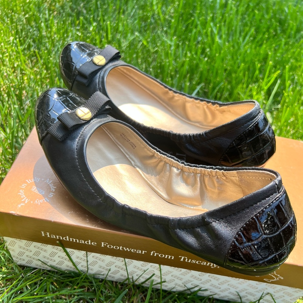 Black Flats with Bow